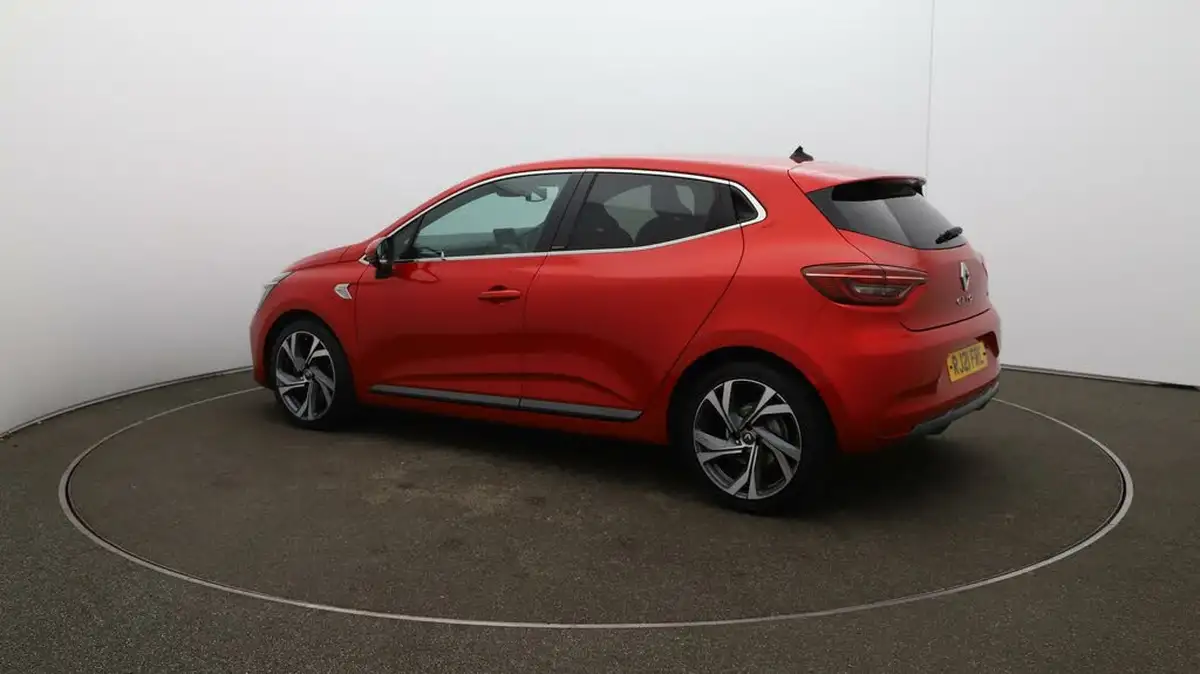 2021-renault-clio-16-rs-line-big-29
