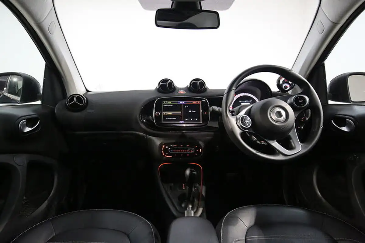 2020-smart-fortwo-eq-prime-exclusive-coupe-big-19
