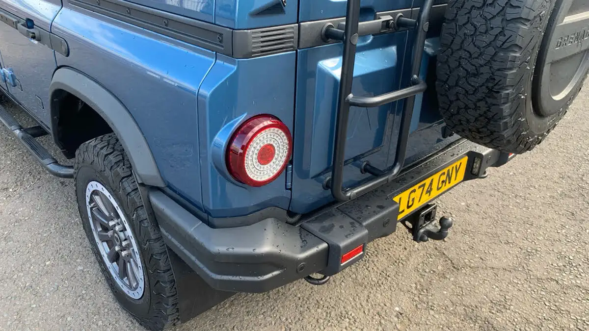 2024-ineos-grenadier-30td-fieldmaster-edition-249ps-4x4-station-wagon-5d-auto-big-6