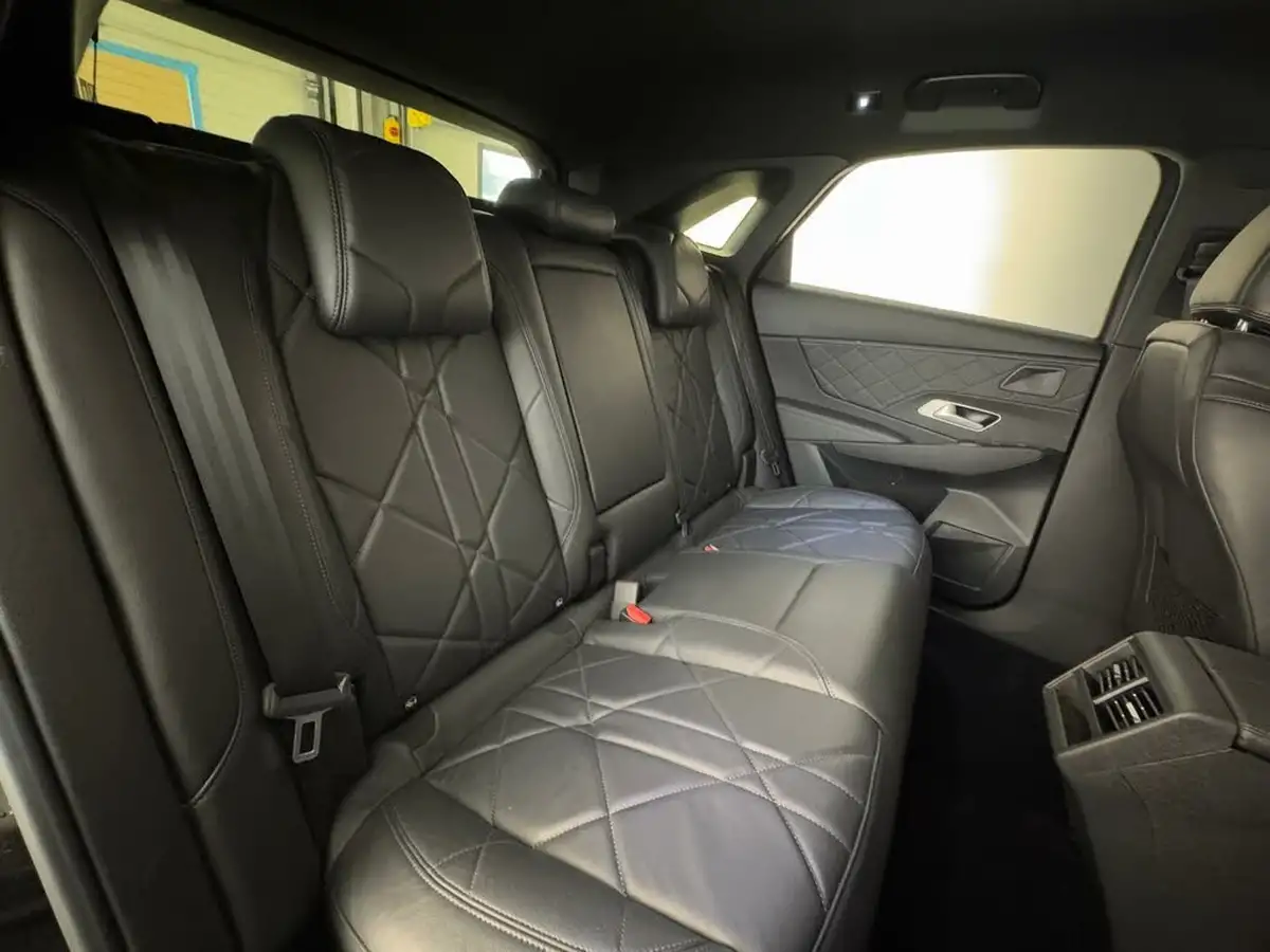2021-ds-ds-7-crossback-e-tense-prestige-300ps-4x4-5d-big-19