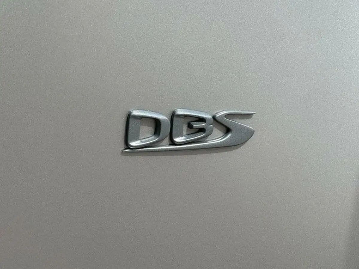 2020-aston-martin-dbs-52-v12-superleggera-volante-big-37