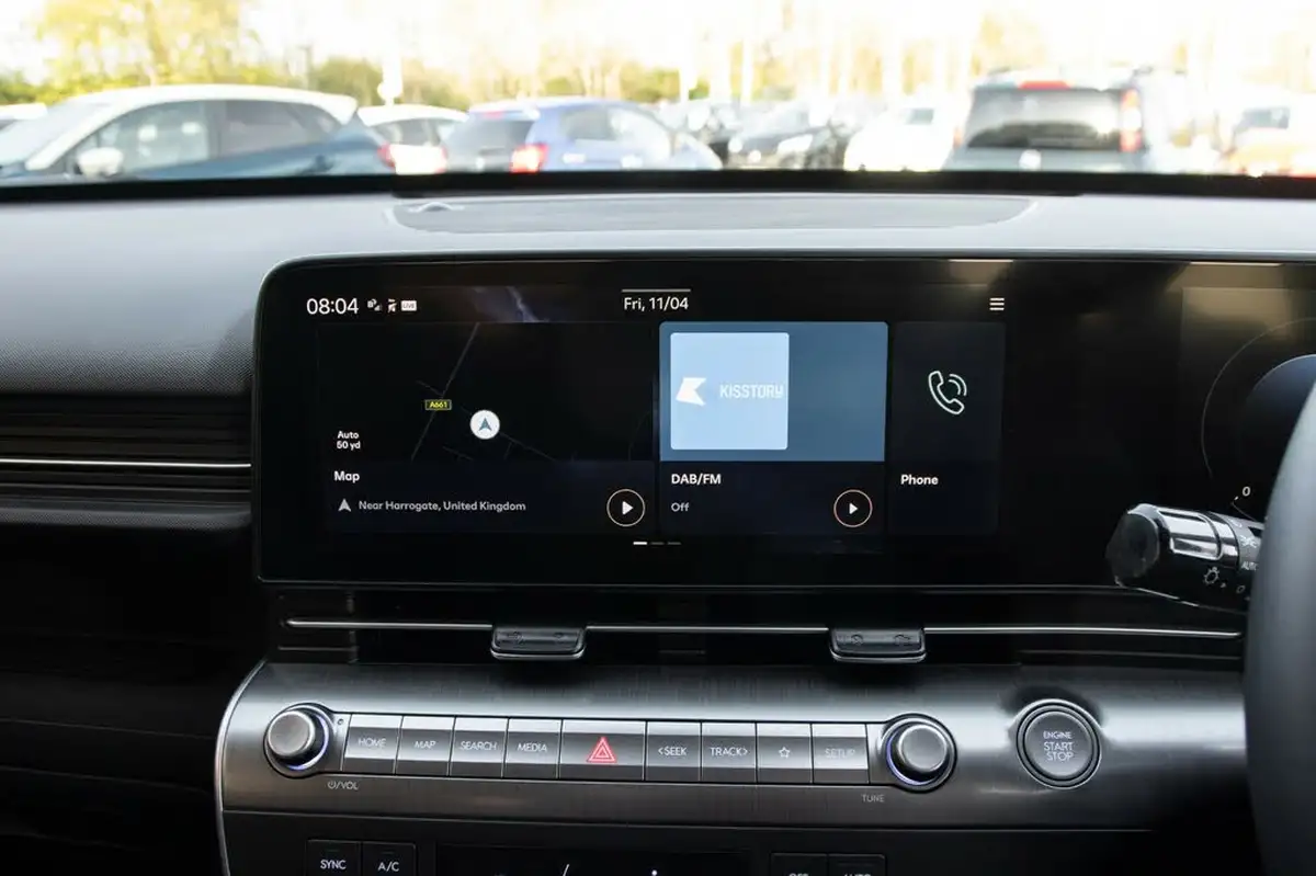 2024-hyundai-kona-16-t-gdi-advance-dct-big-21