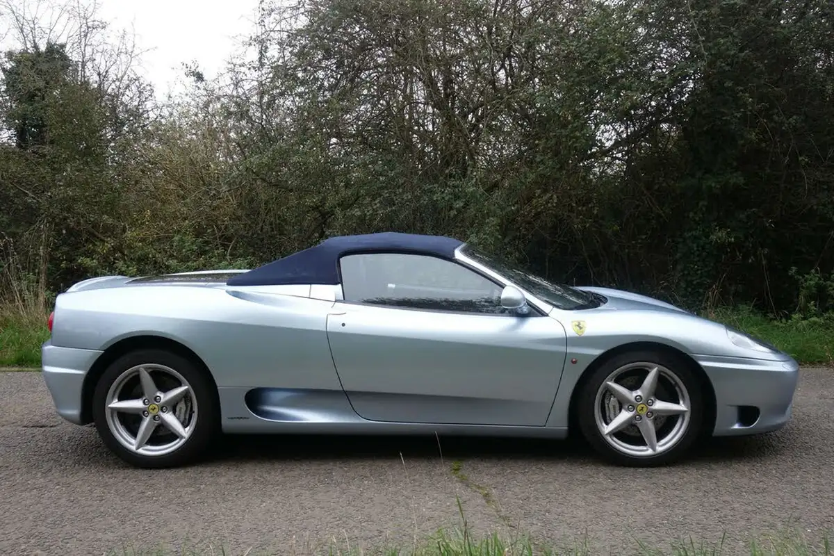 2002-ferrari-360-36-spider-big-44