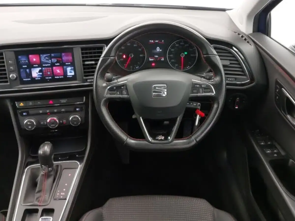 2019-seat-leon-20-tsi-fr-estate-big-6
