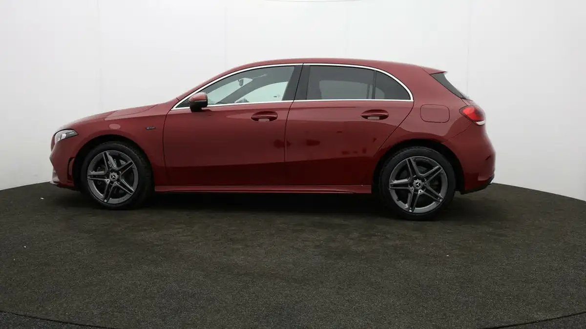 2021-mercedes-benz-a-class-13-a250e-amg-line-hatchback-5d-big-62