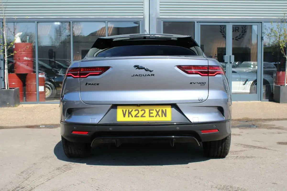 2022-jaguar-i-pace-ev400-hse-black-big-6