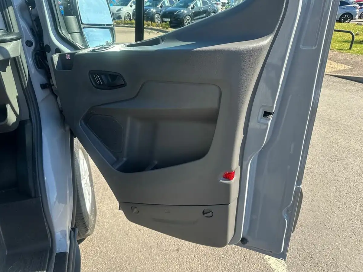 2024-ford-transit-20tdci-350-l3h2-limited-165pseu6d-panel-van-auto-big-34