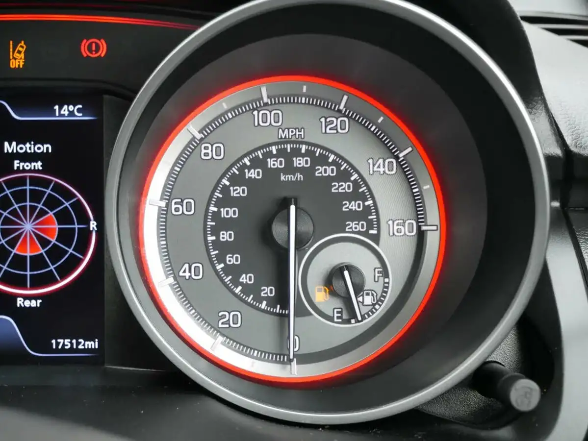 2021-suzuki-swift-14-boosterjet-sport-big-23