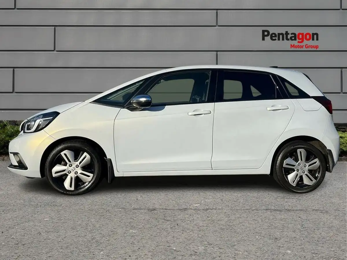 2021-honda-jazz-15-i-mmd-ex-107ps-big-11