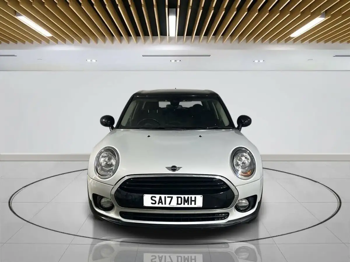 2017-mini-clubman-15-cooper-ss-big-1