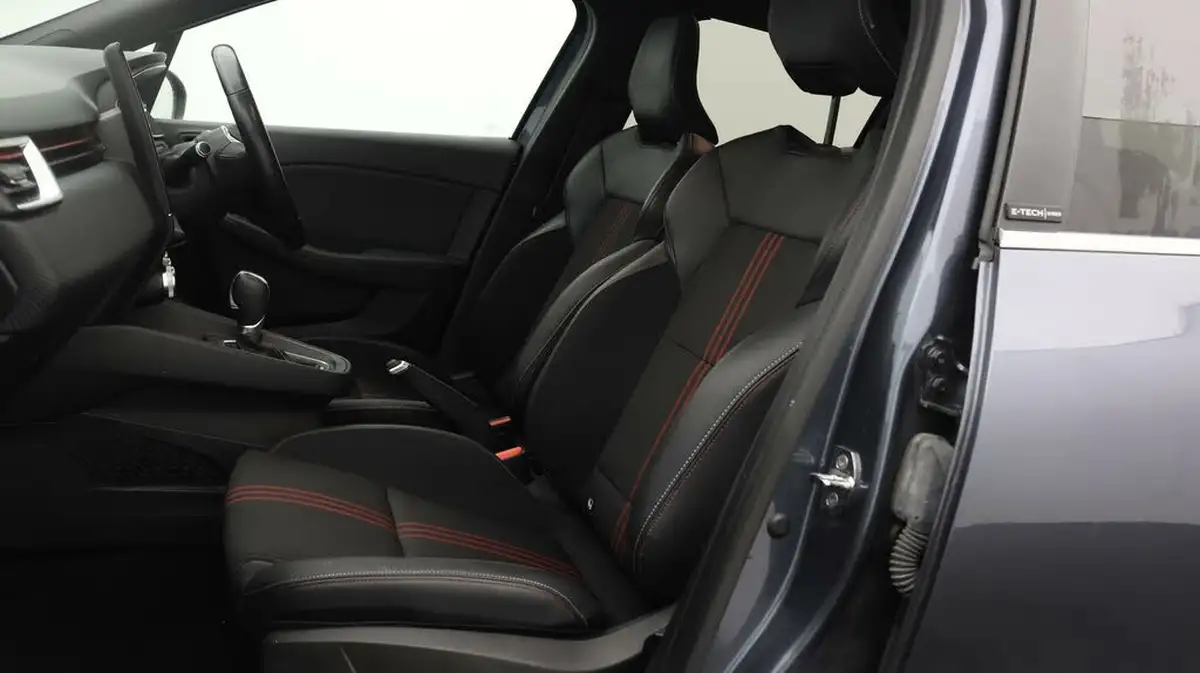 2021-renault-clio-16-rs-line-big-13