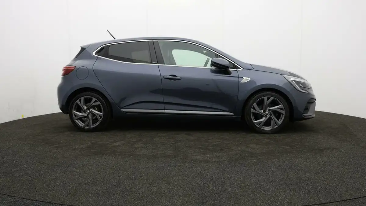 2021-renault-clio-16-rs-line-big-31