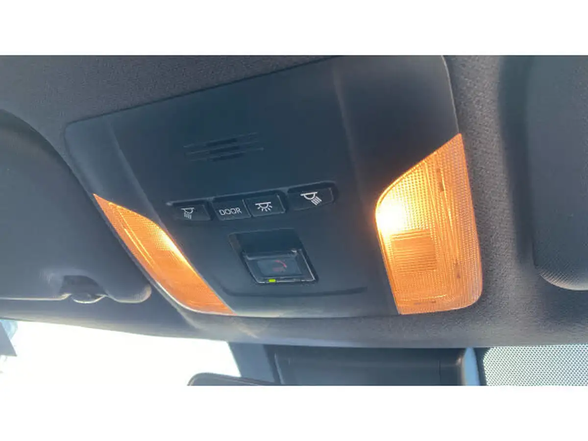 2022-toyota-corolla-18-vvt-i-gr-sport-120bhp-trk-hatchback-big-30