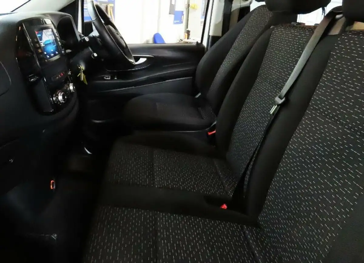 2023-mercedes-benz-vito-big-1