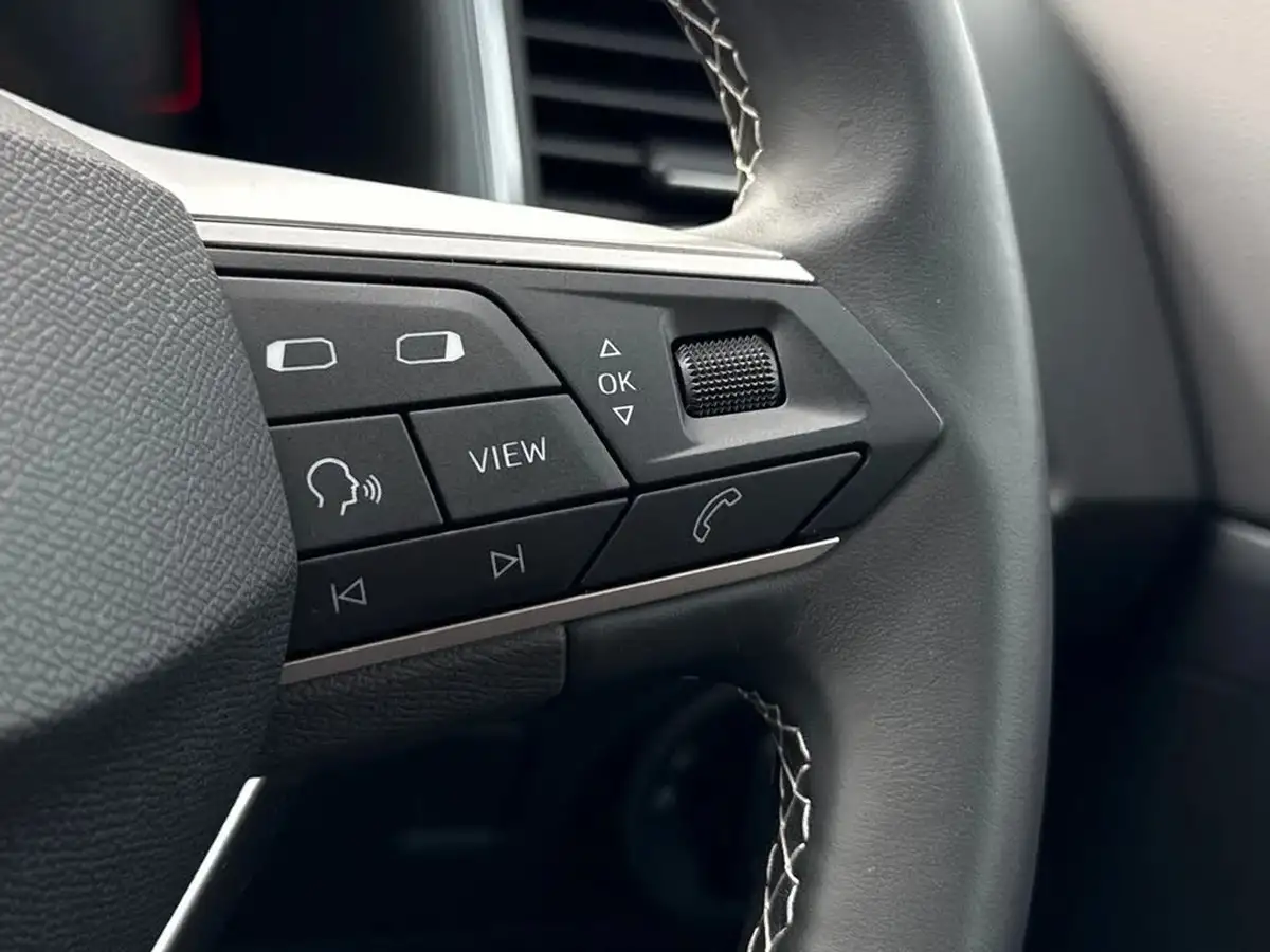 2024-seat-ateca-15-ecotsi-se-technology-dsg-big-32