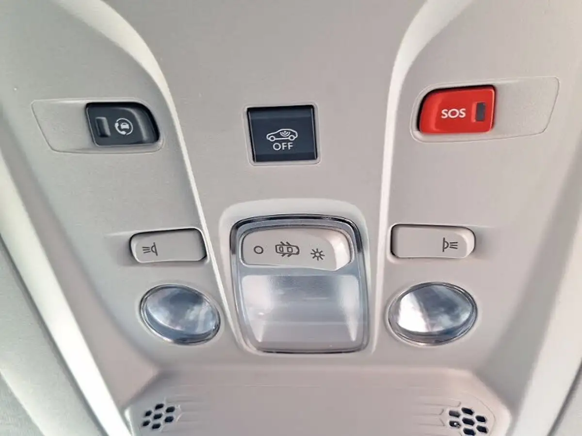 2021-vauxhall-combo-15cdti-dynamic-2300-100pseu6dt-l1h1-panel-big-18