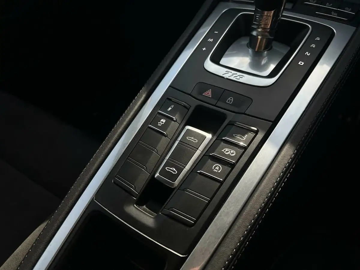 2024-porsche-boxster-718-40-boxster-gts-40-pdk-big-35