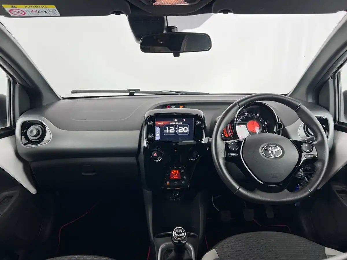 2021-toyota-aygo-10-vvt-i-x-trend-tss-big-15