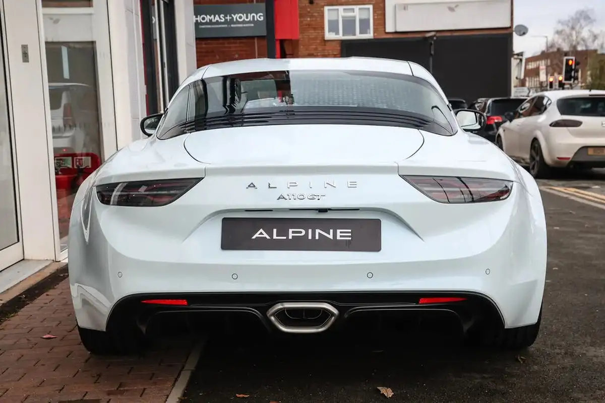 2024-alpine-a110-18-t-gt-big-7
