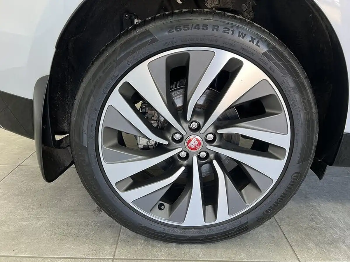 2021-jaguar-f-pace-20-d200-hse-mhev-big-33