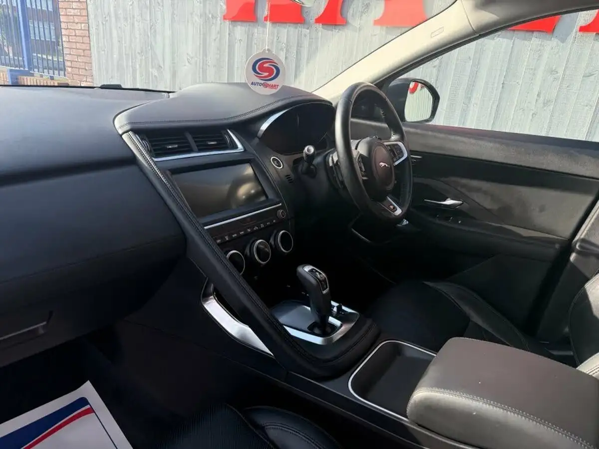2020-jaguar-e-pace-20-i4d-hse-180ps-big-36
