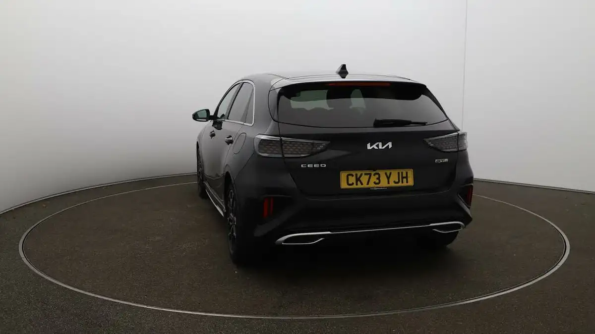 2024-kia-ceed-15-t-gdi-gt-line-158bhp-big-52