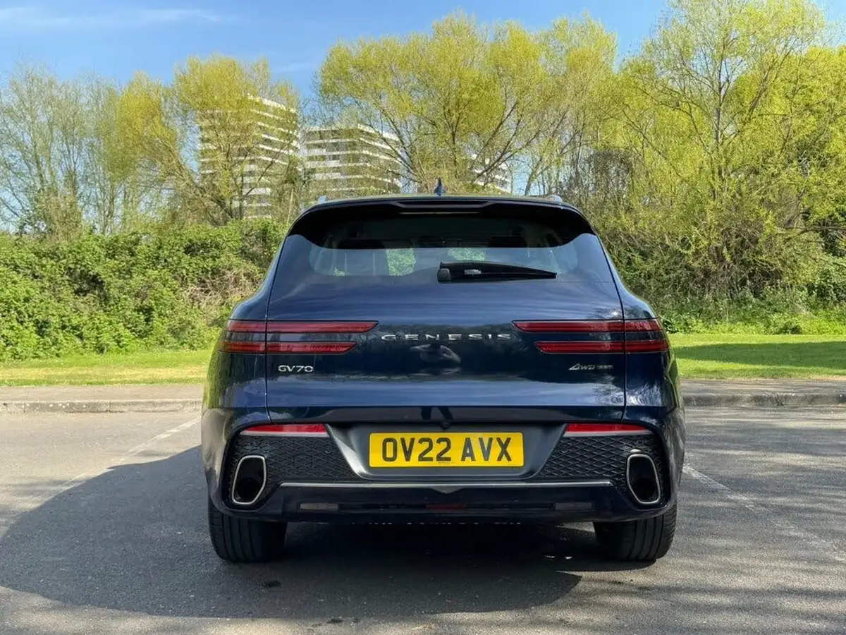 2022-genesis-gv70-25-t-premium-line-big-5