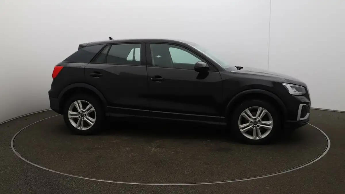 2022-audi-q2-15-35-tfsi-sport-s-tronic-big-39