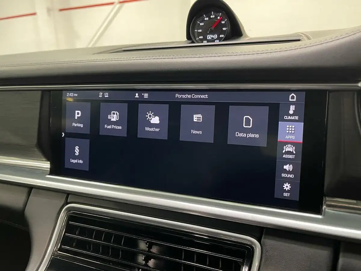 2019-porsche-panamera-40-v8-gts-hatchback-big-75