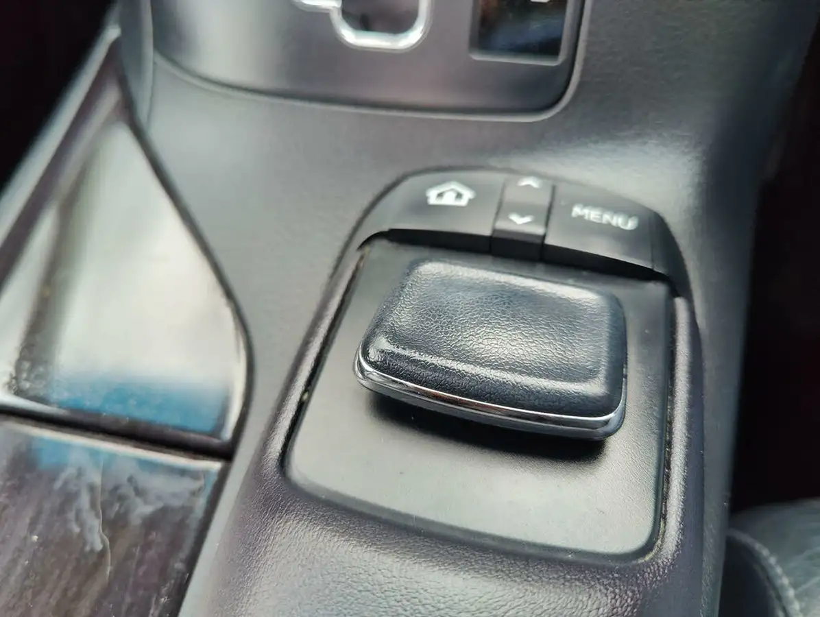 2015-lexus-rx-450h-35-advance-sun-big-17