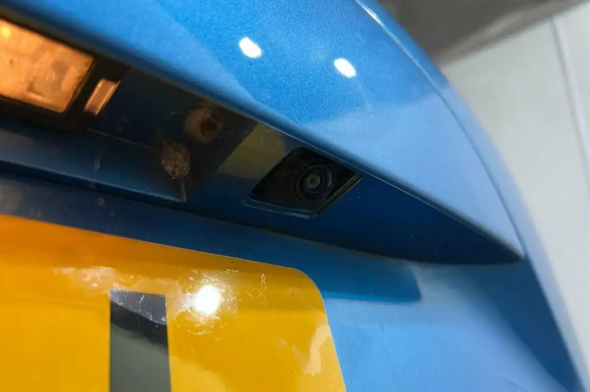 2020-renault-zoe-e-i-gt-line-rapid-charge-big-15