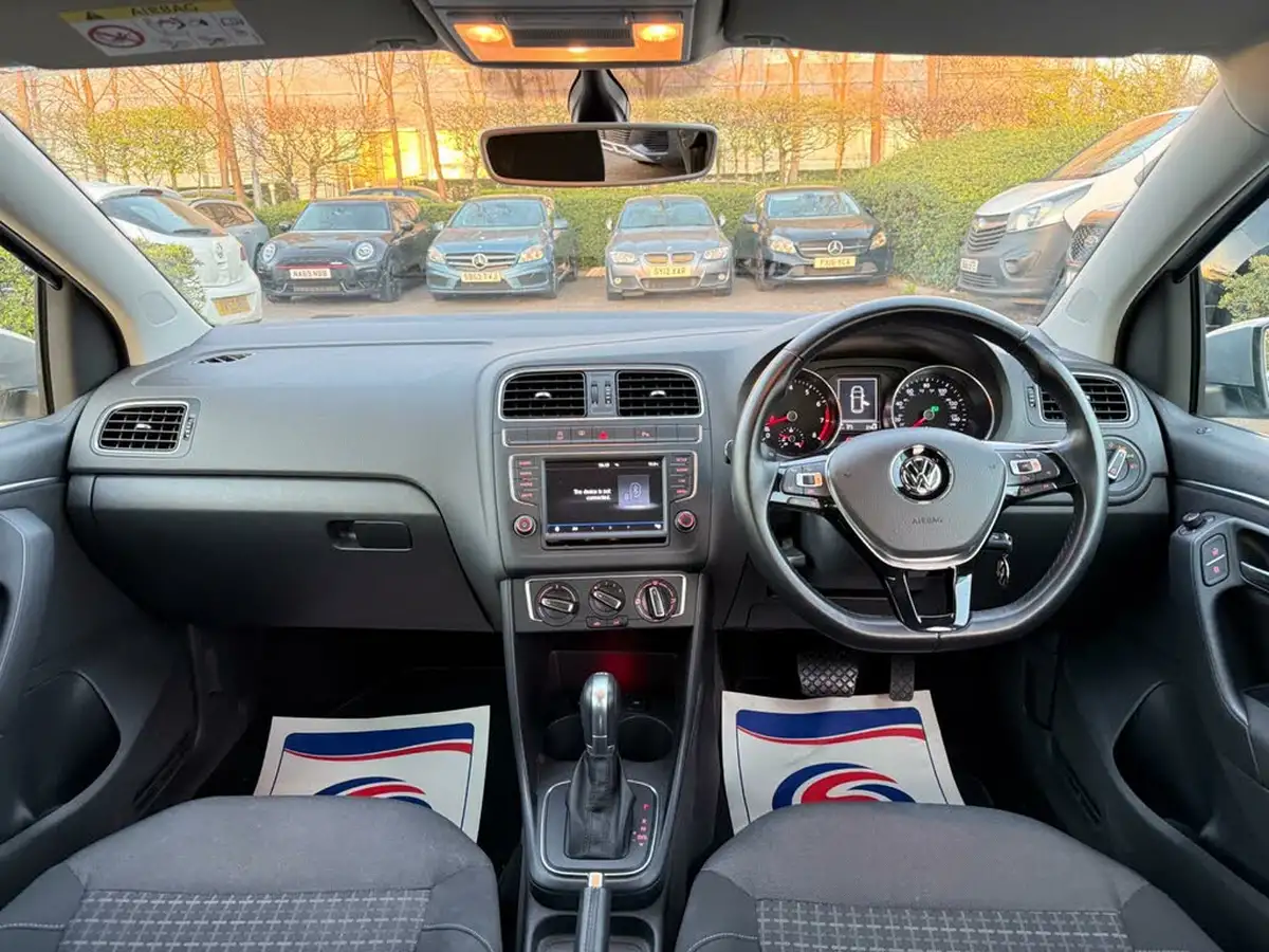 2016-volkswagen-polo-12-tsi-match-5d-dsg-big-1