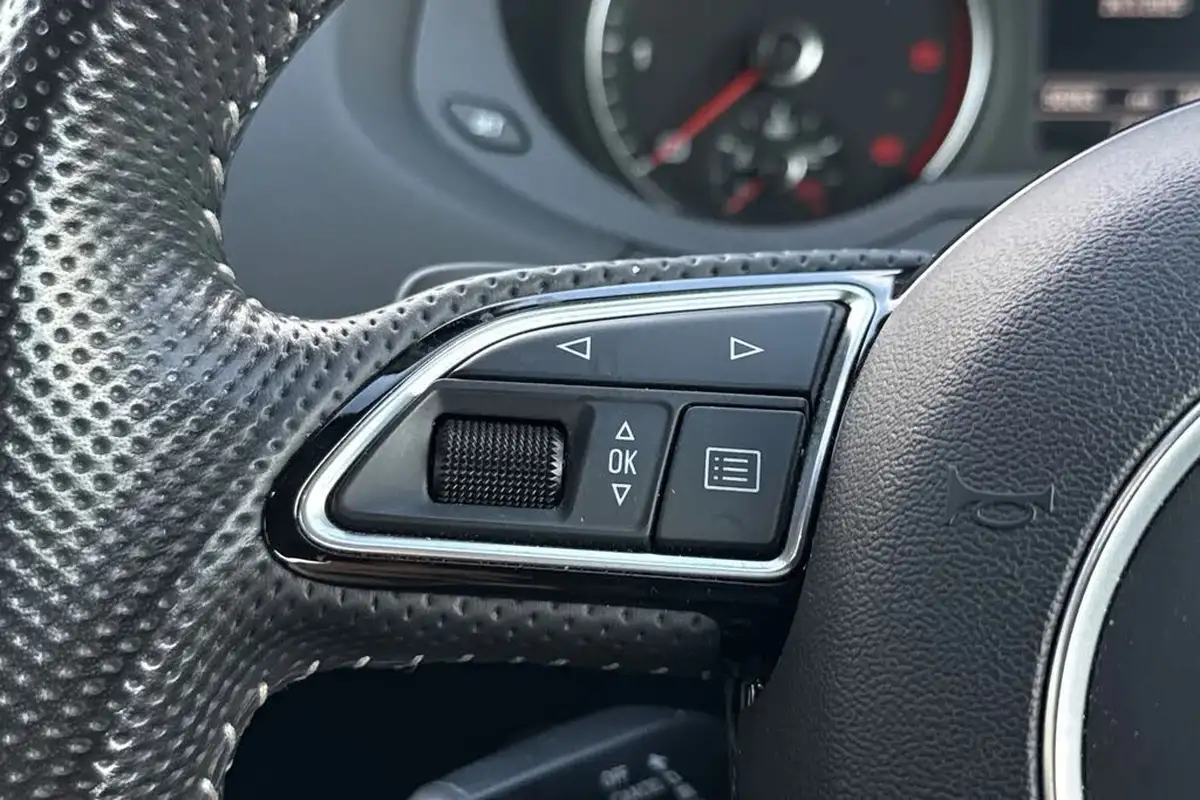 2017-audi-q3-20-tdi-quattro-black-edition-184ps-s-tronic-big-38