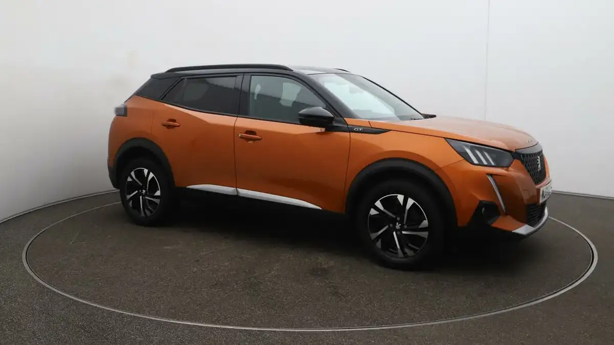 2021-peugeot-2008-suv-12-puretech-gt-big-40