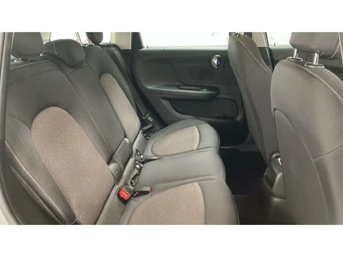 2022-mini-countryman-15-cooper-classic-auto-big-32