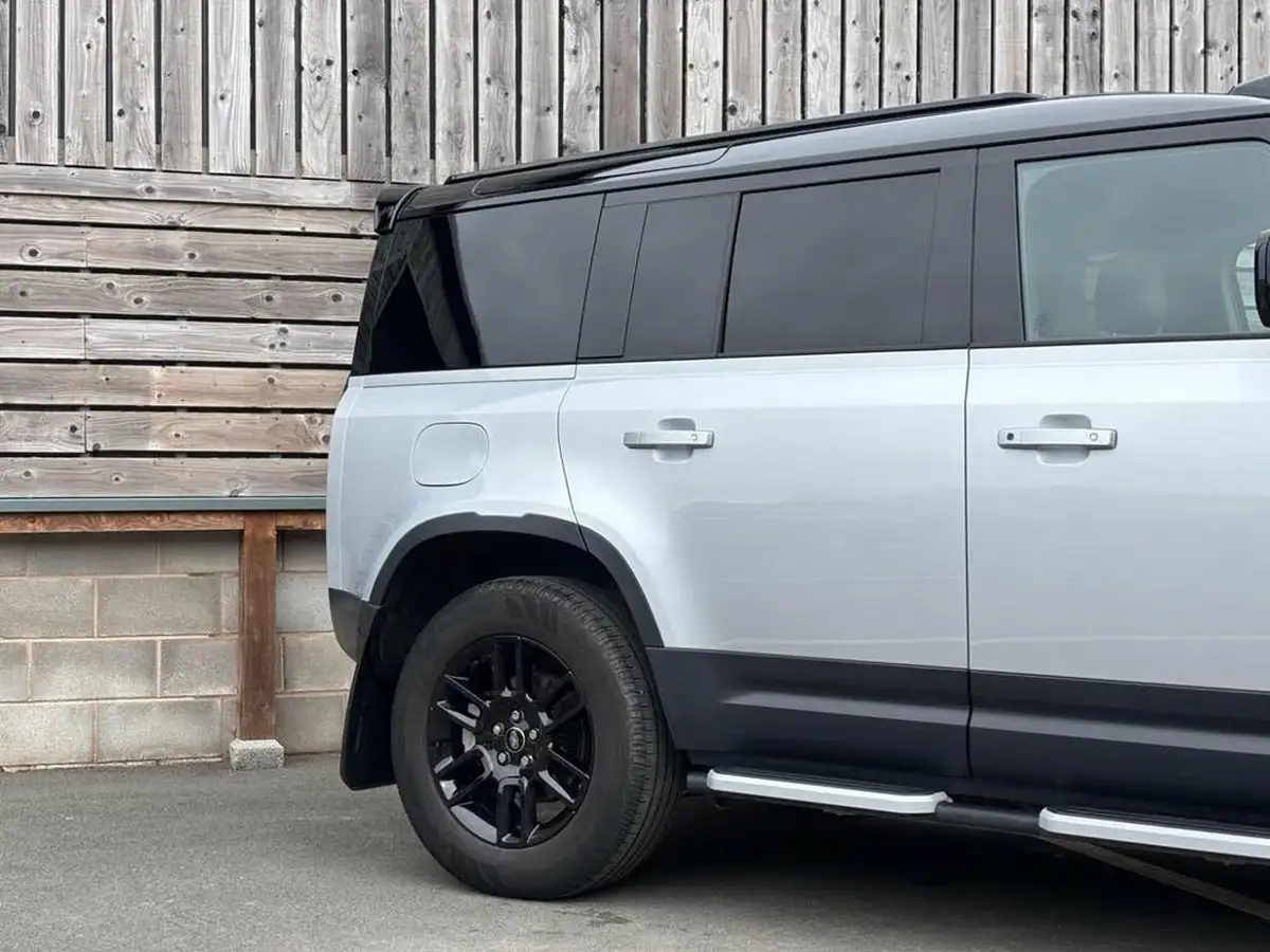 2022-land-rover-110-defender-30-d250-hard-top-se-110-2997cc-big-17