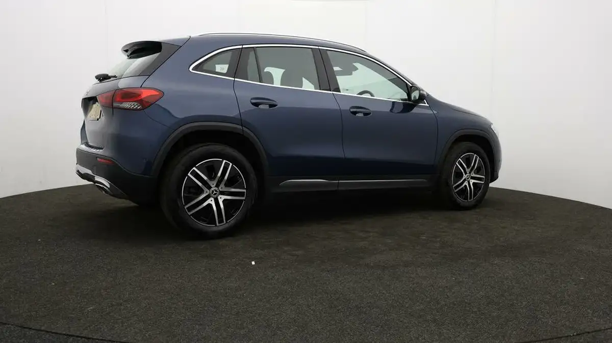 2023-mercedes-benz-gla-class-13-gla-200-sport-executive-station-wagon-big-44