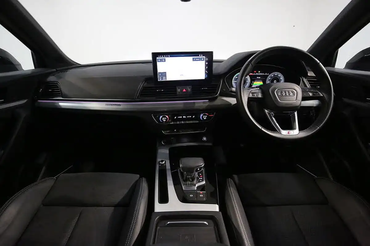 2021-audi-q5-20-50-tfsi-e-s-line-station-wagon-big-23