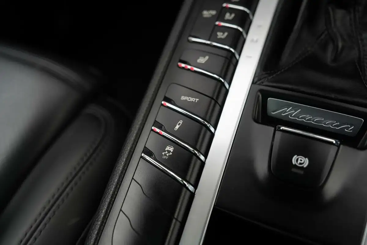 2016-porsche-macan-30td-s-big-20
