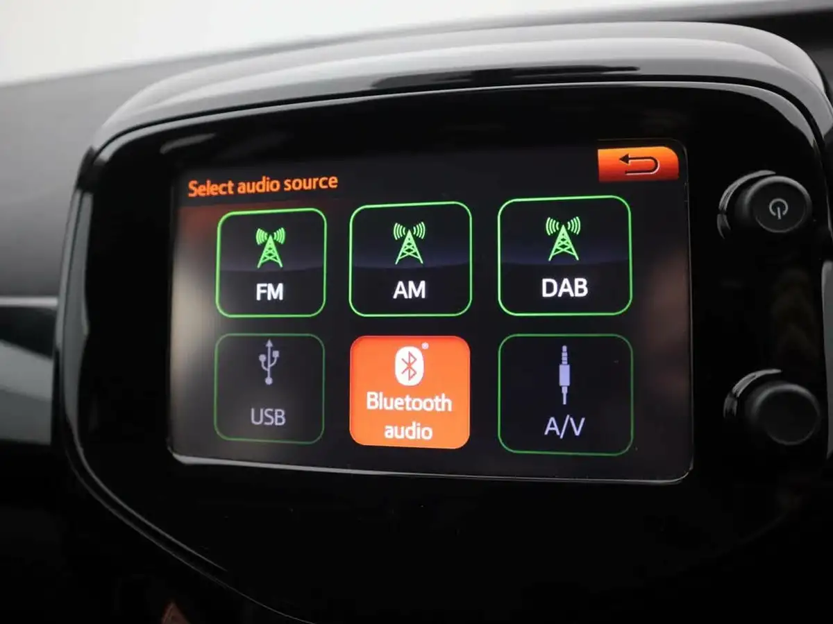 2018-toyota-aygo-10-vvt-i-x-press-71bhp-big-12