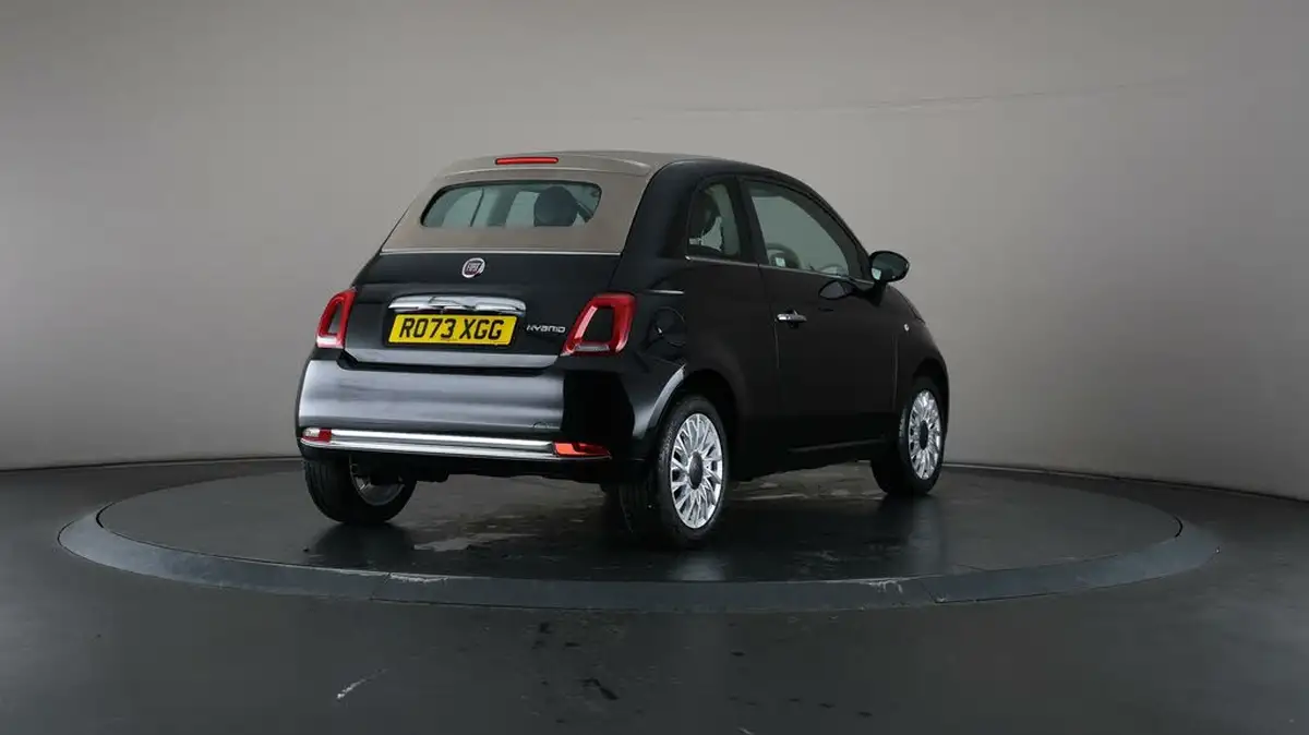 2023-fiat-500c-10-big-60