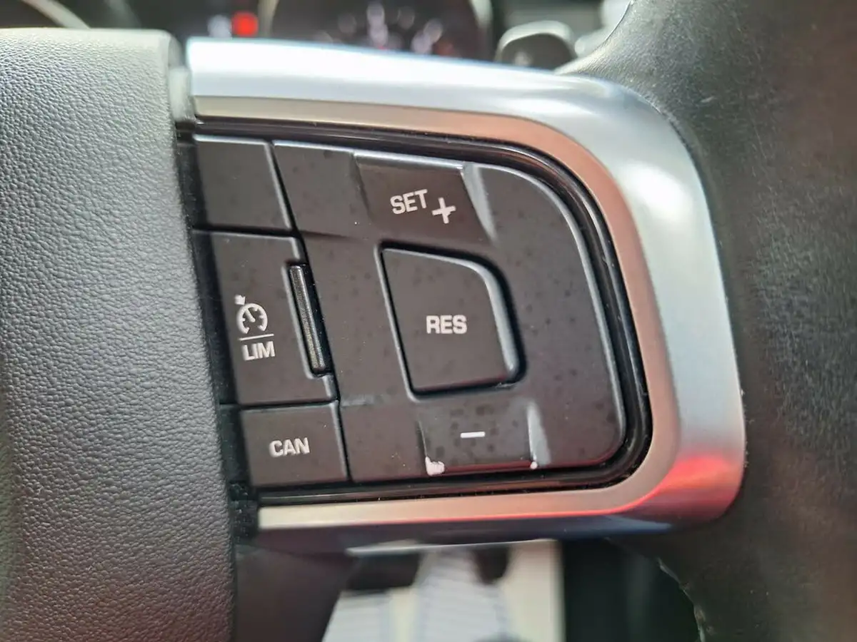2016-land-rover-discovery-sport-20td4-hse-180ps-awd-ss-auto-big-23