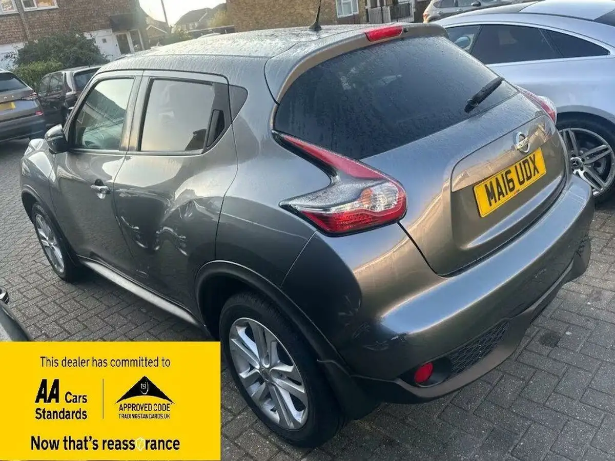 2016-nissan-juke-16-n-connecta-big-2