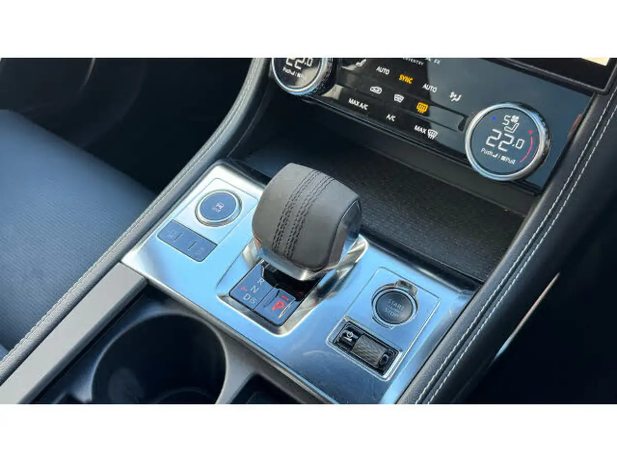 2021-jaguar-f-pace-20-d200-r-dynamic-hse-mhev-big-12