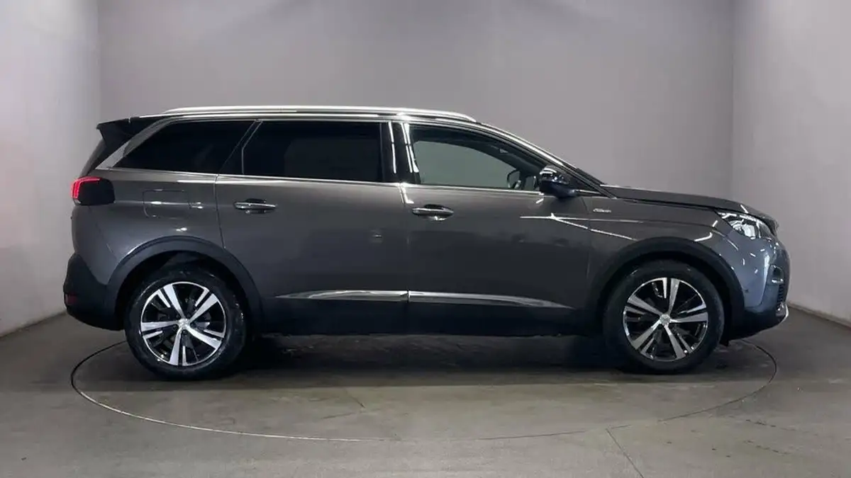 2020-peugeot-5008-suv-15-bluehdi-gt-line-eat8-big-8