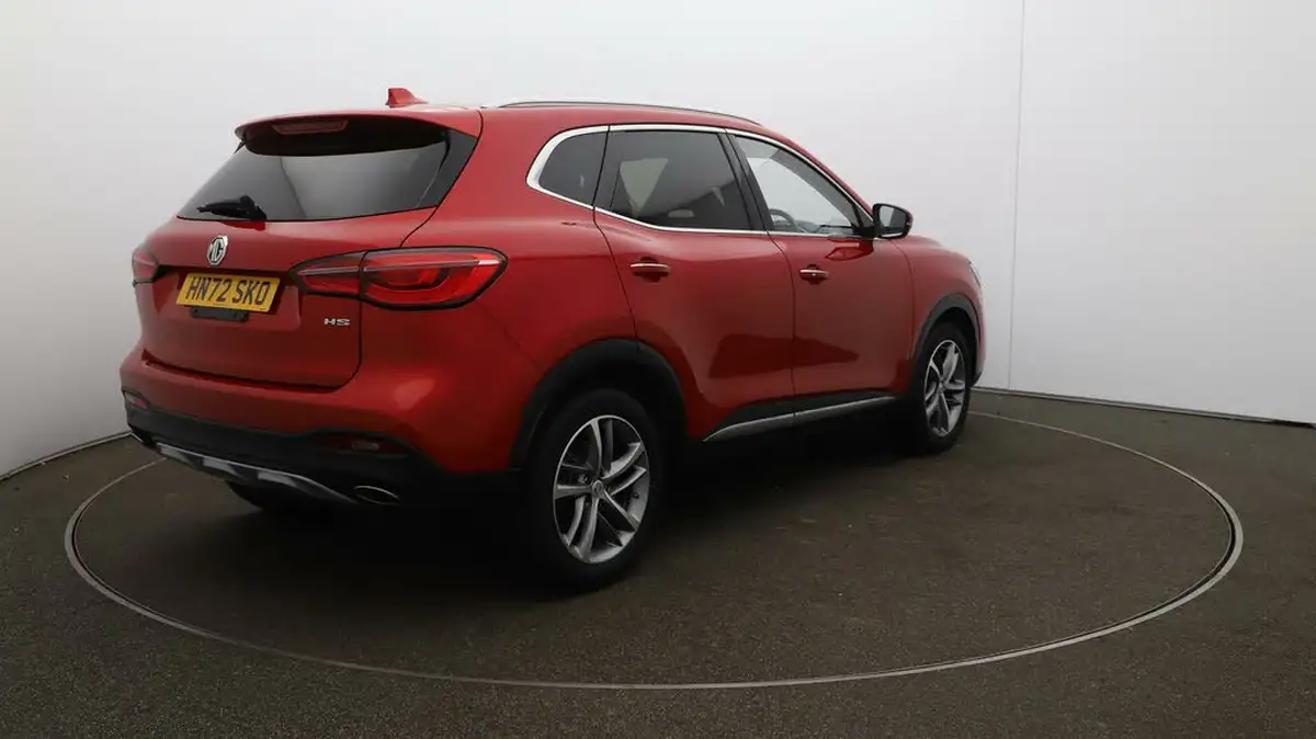 2022-mg-hs-15t-gdi-exclusive-162ps-big-7