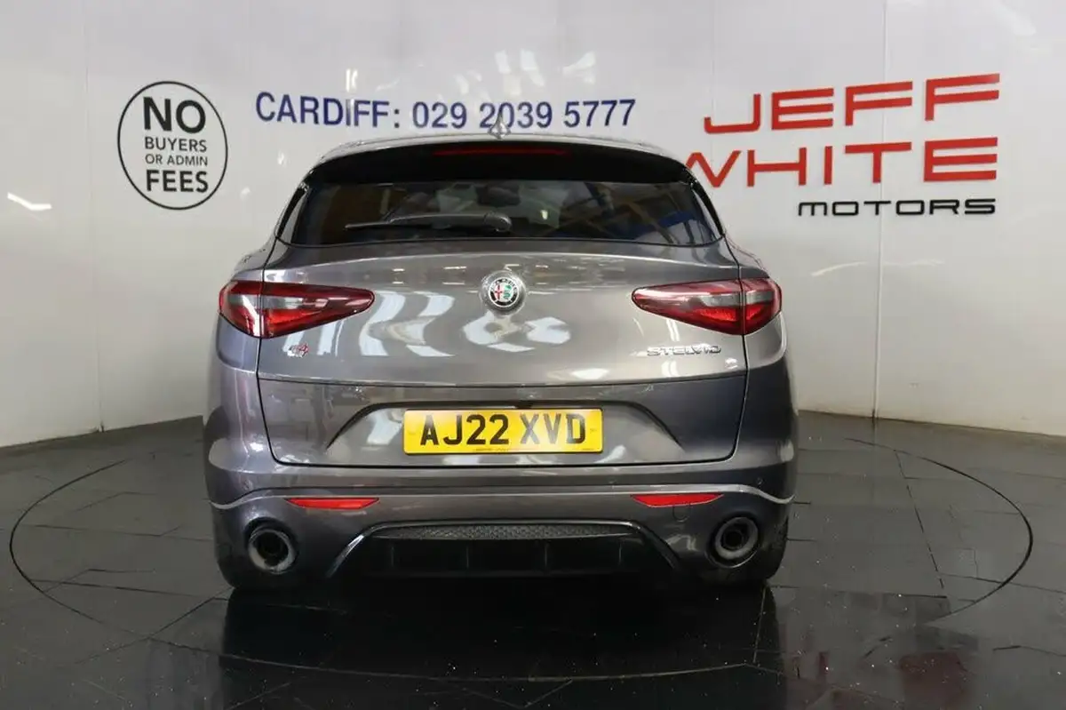 2022-alfa-romeo-stelvio-20-veloce-big-3