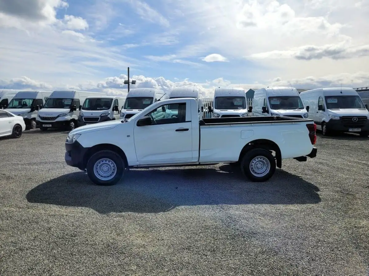 2021-isuzu-d-max-19td-utility-4x4-single-pick-up-big-4