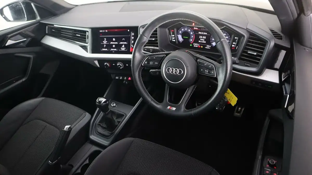 2021-audi-a1-10-30-tfsi-s-line-110ps-big-9