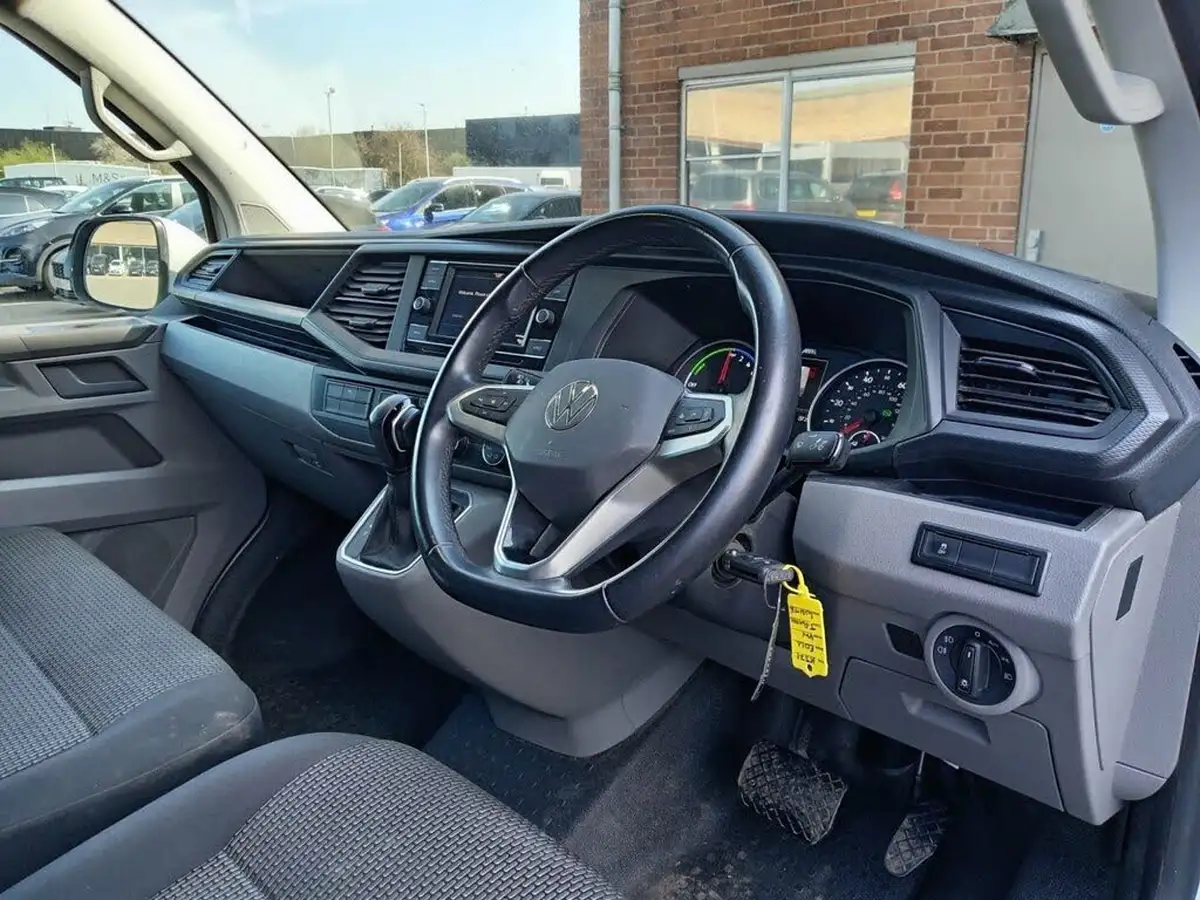 2021-volkswagen-transporter-e-abt-etransporter-advance-lwb-panel-van-big-3